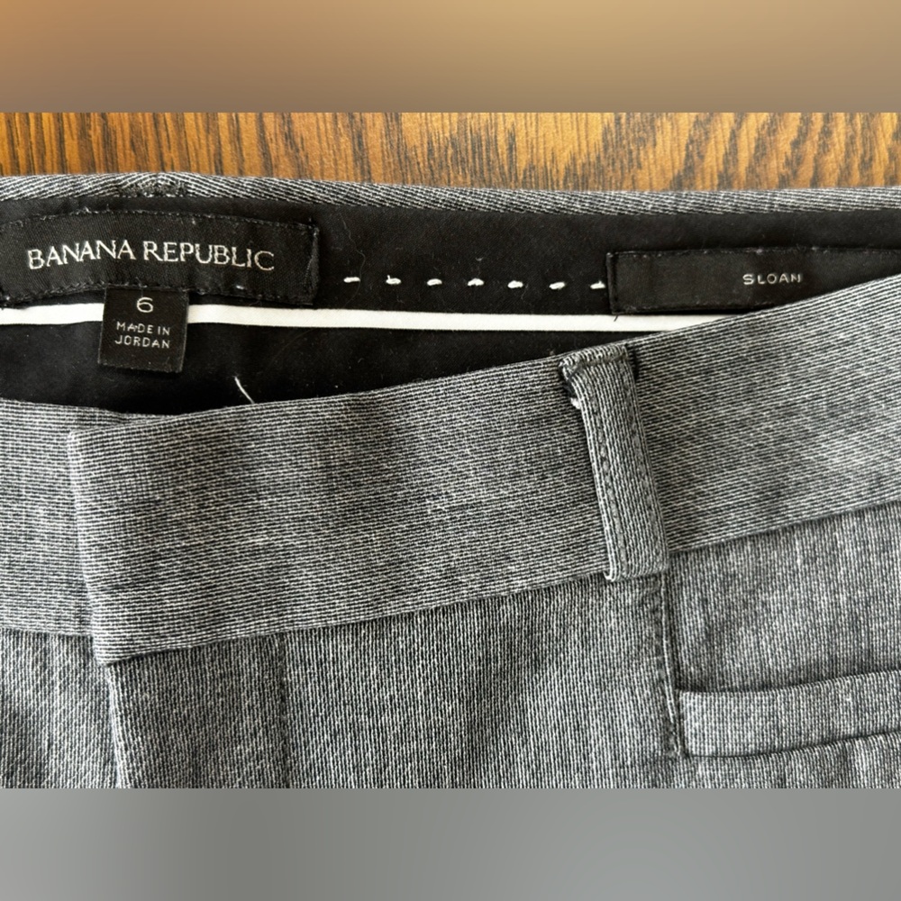 Banana Republic Gray Sloan Trouser with black flecks